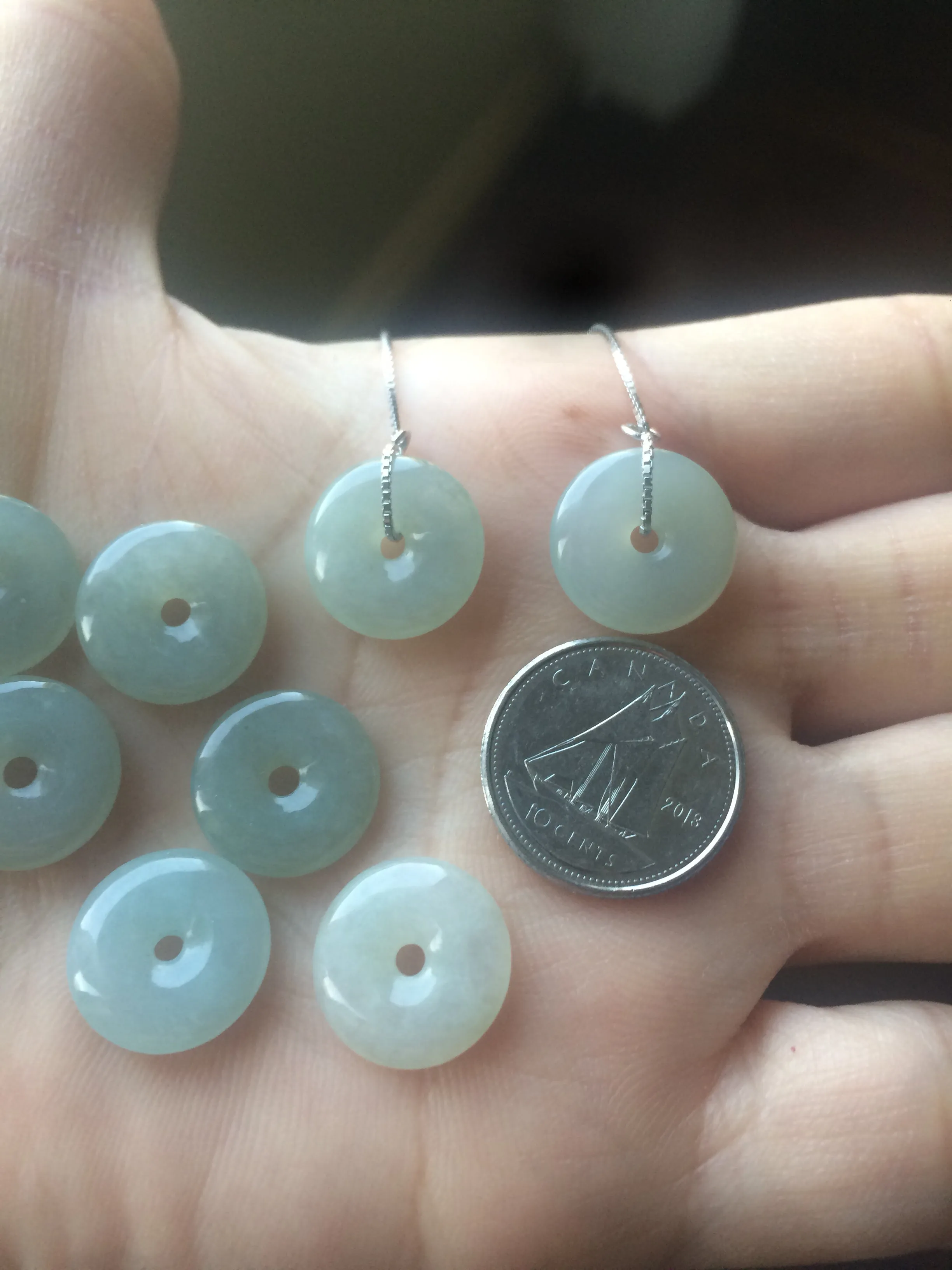 100% Natural light green dangling jadeite Jade earring with chain.