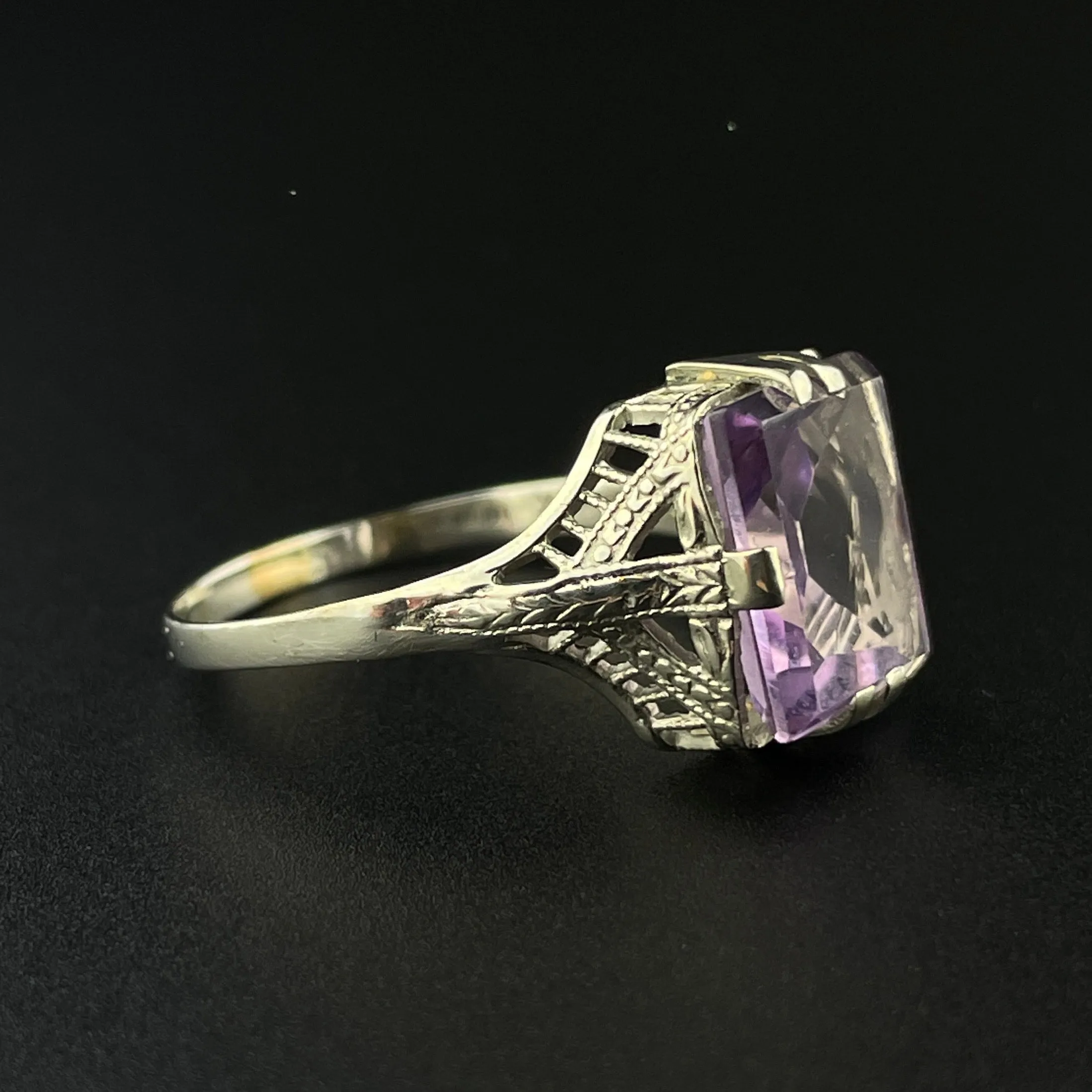 Art Deco 14K White Gold Amethyst Ring, Sz 6.5