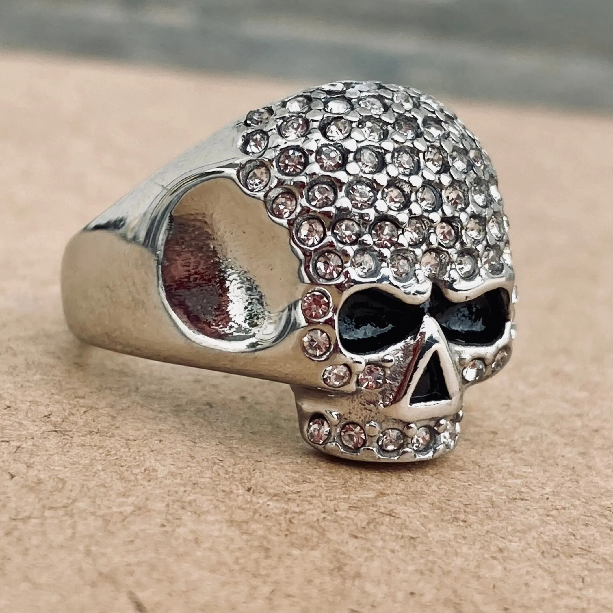 Bling Skull Ring - White - R48