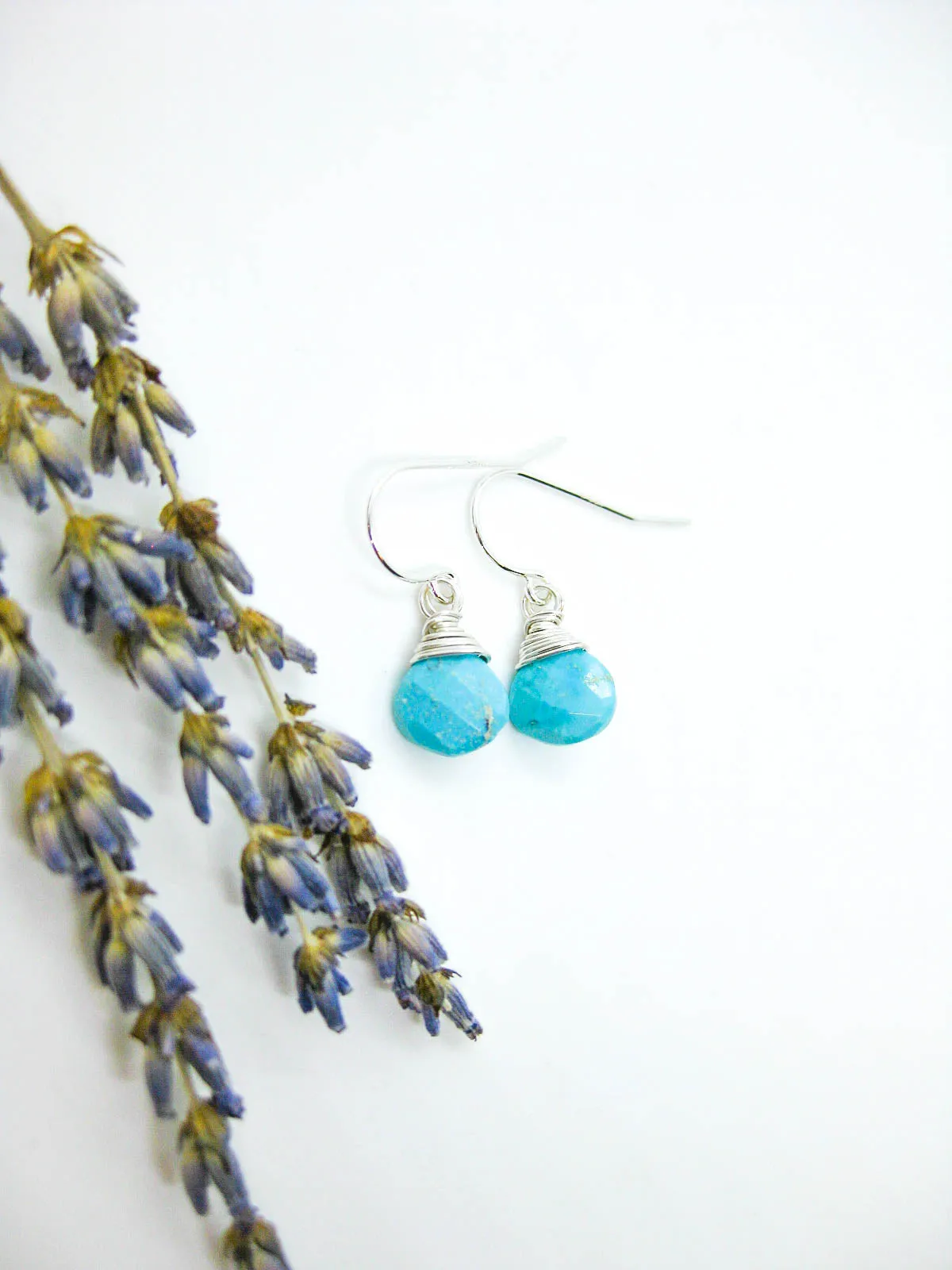 Chamomile: Turquoise Earrings - e660