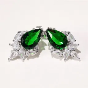 Charming Luxury Emerald Stud Earrings