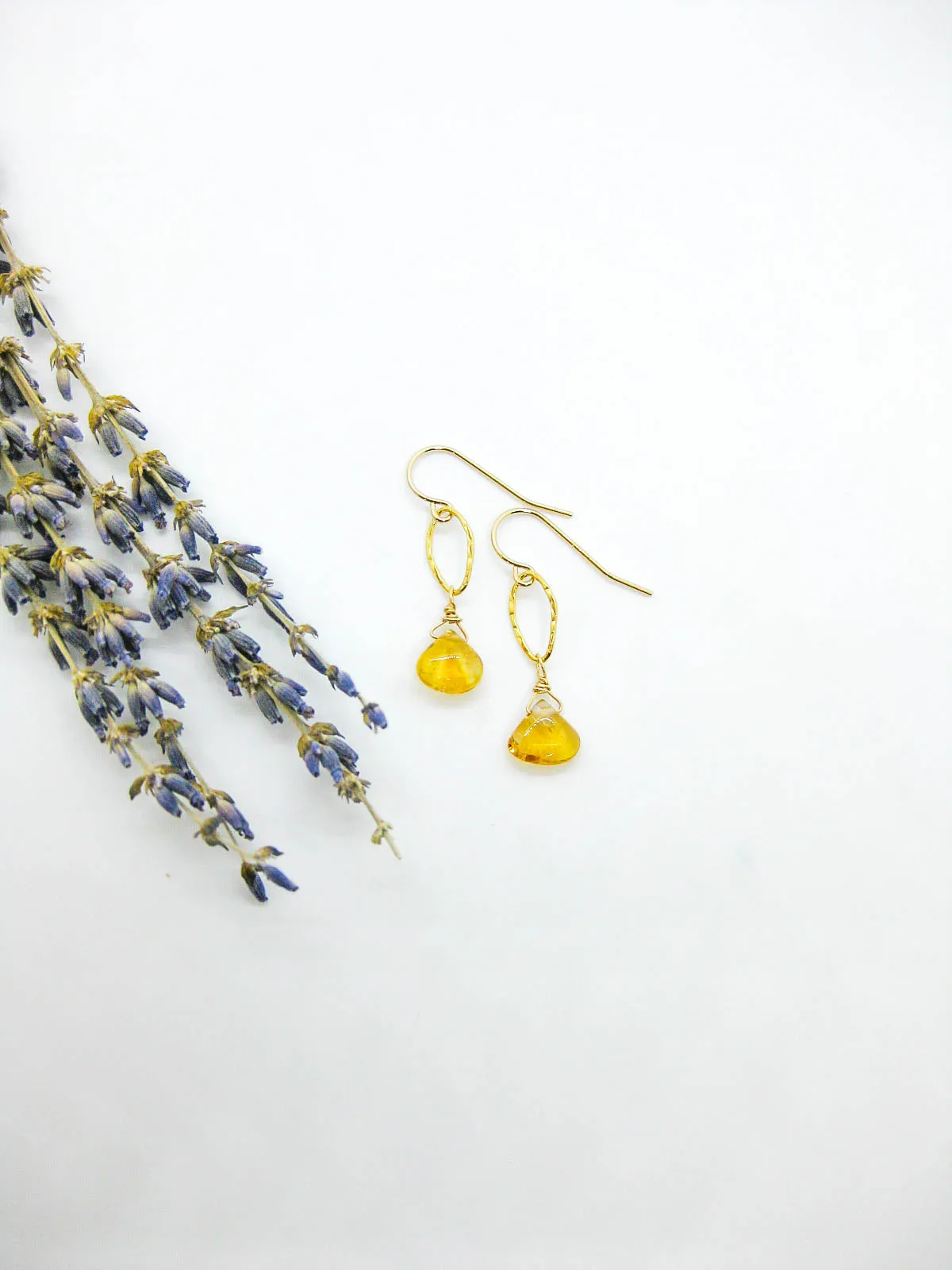 Chrysanthe: Citrine Earrings - e474