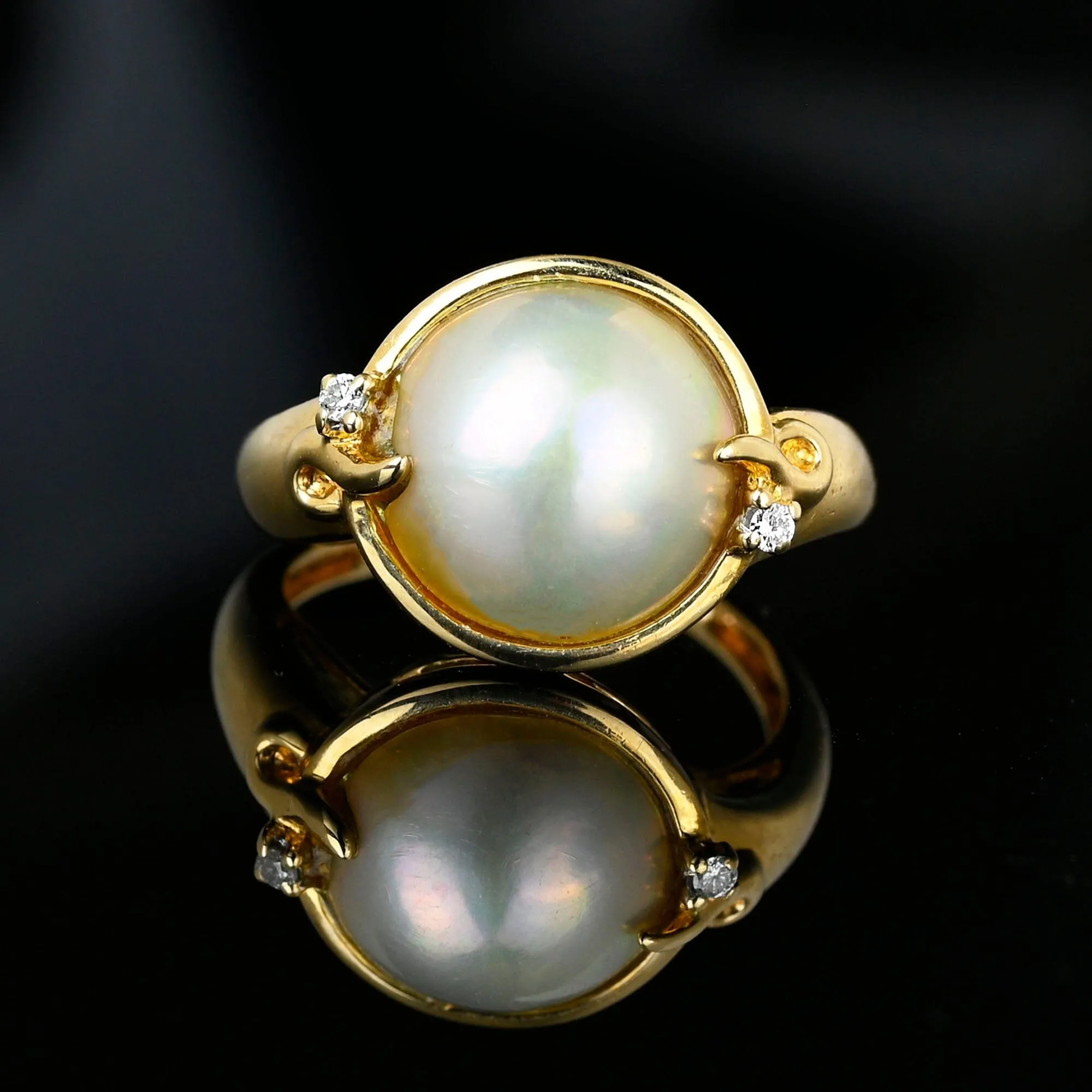 Fine 14K Gold Diamond Accent Large Mabe Pearl Ring