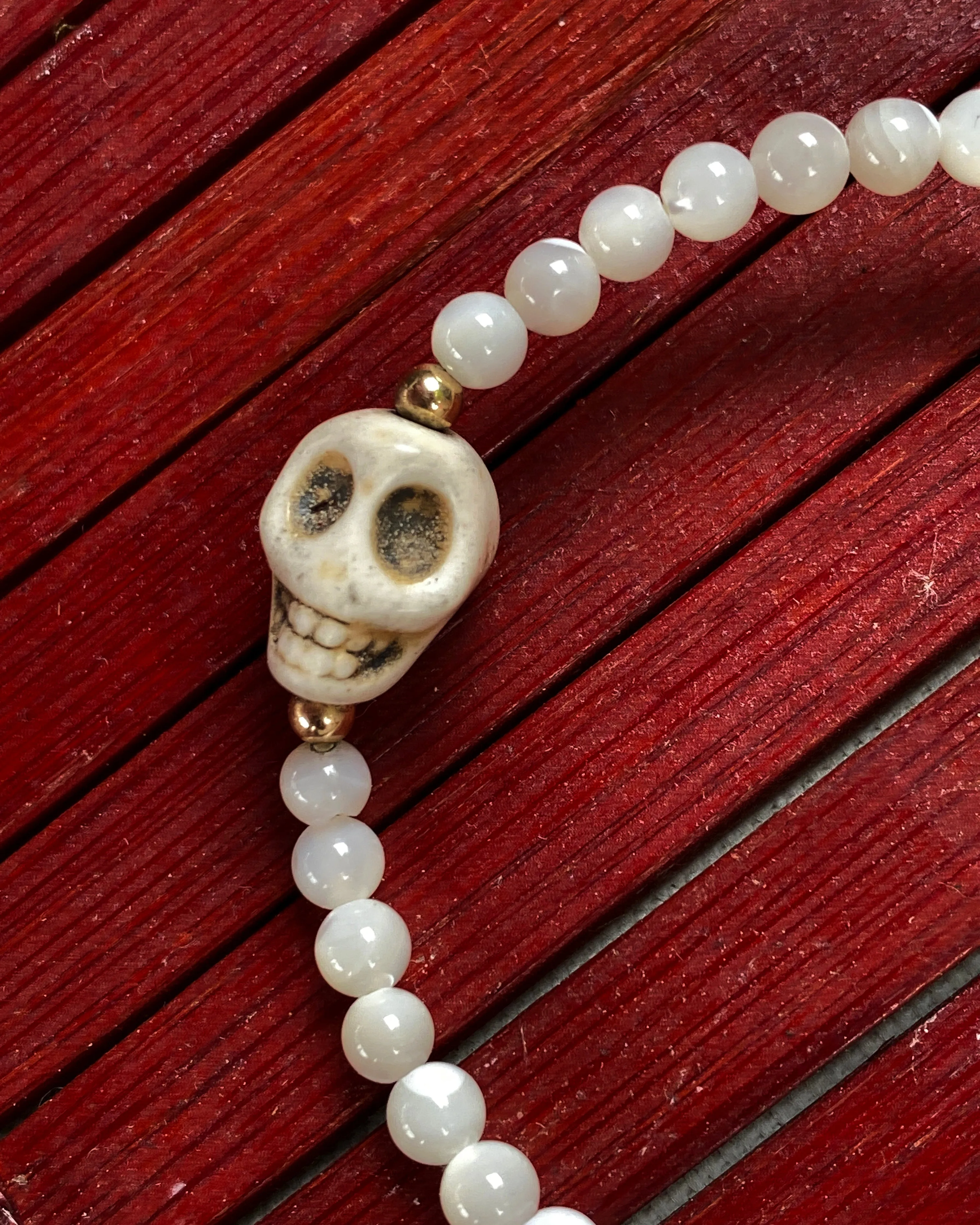 Mother of Pearl and Howlite Skull Bracelet