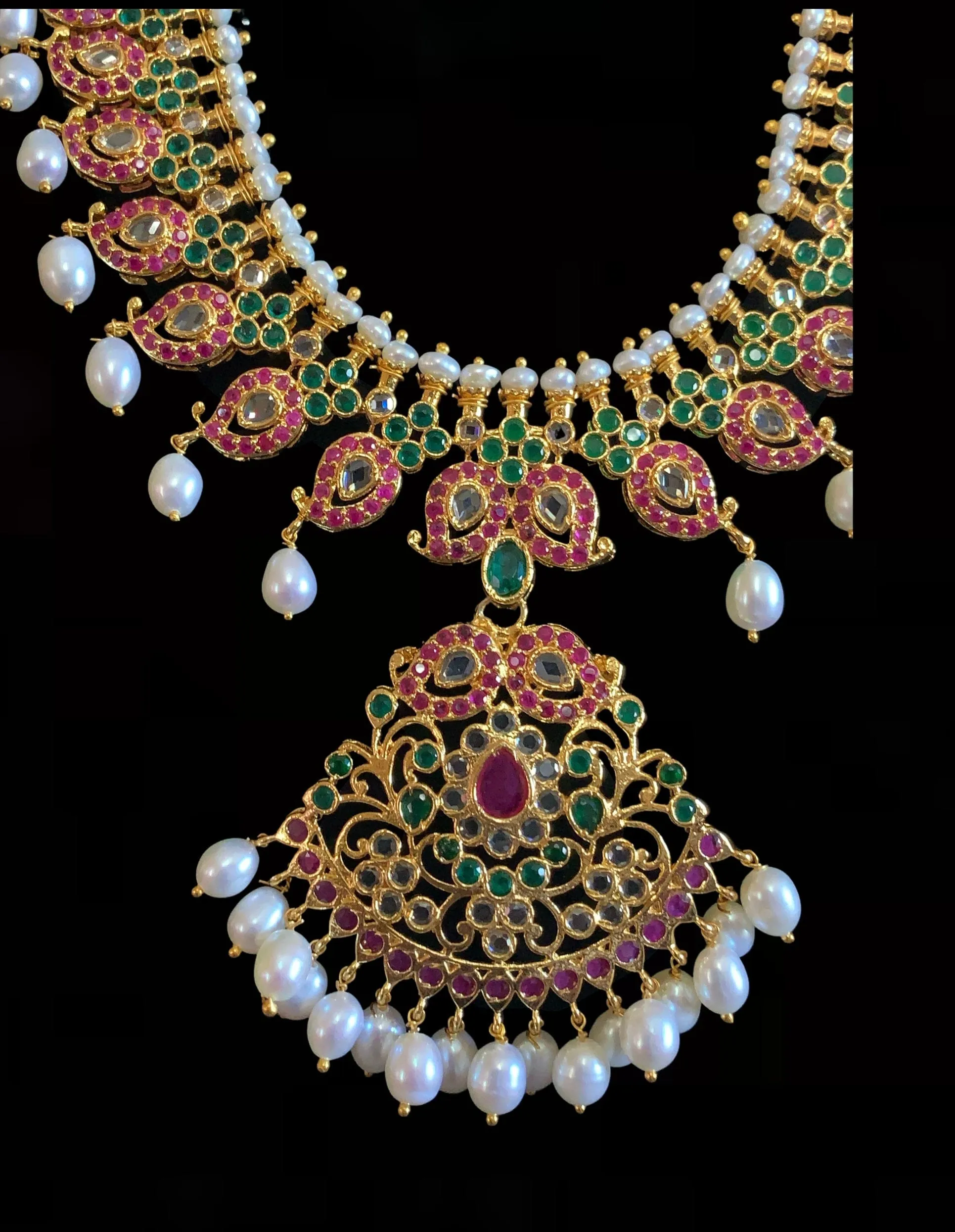 Nafisa necklace set ( READY TO SHIP  )