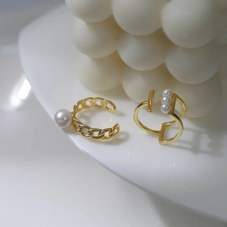 Open closure freshwater pearls Rings