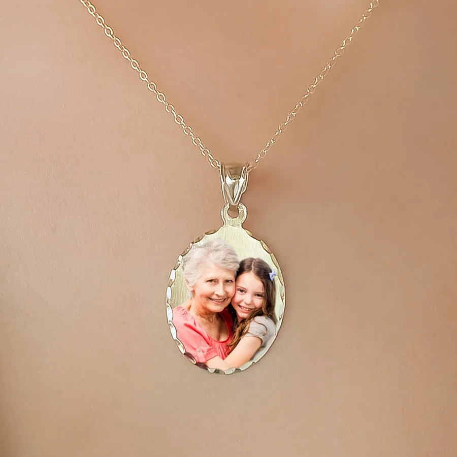 Oval Portrait Pendant with Diamond Cut Edges