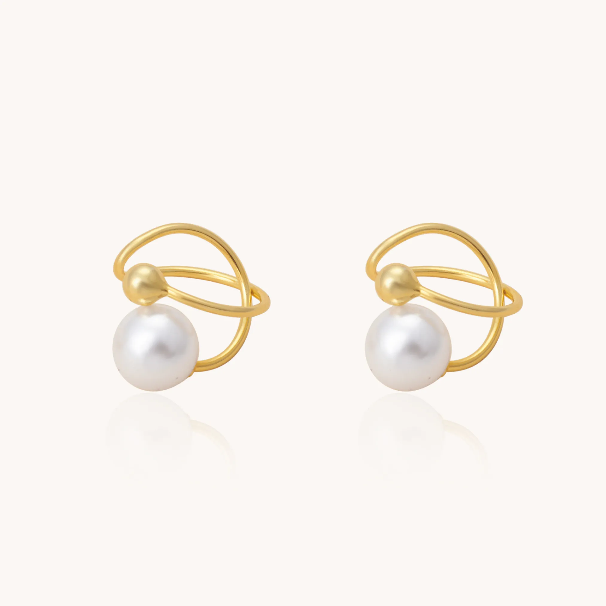 Pearl Ear Cuff W.