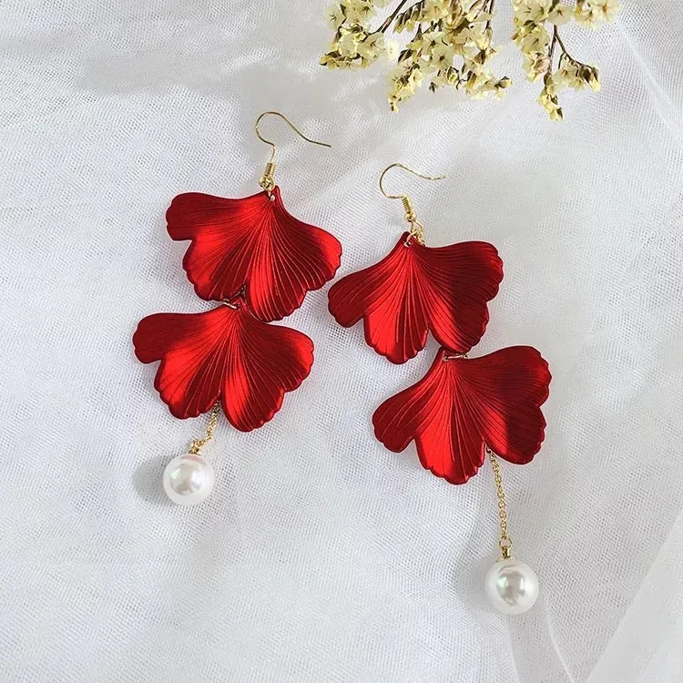 Red Velvet   White Pearl Accent Earrings