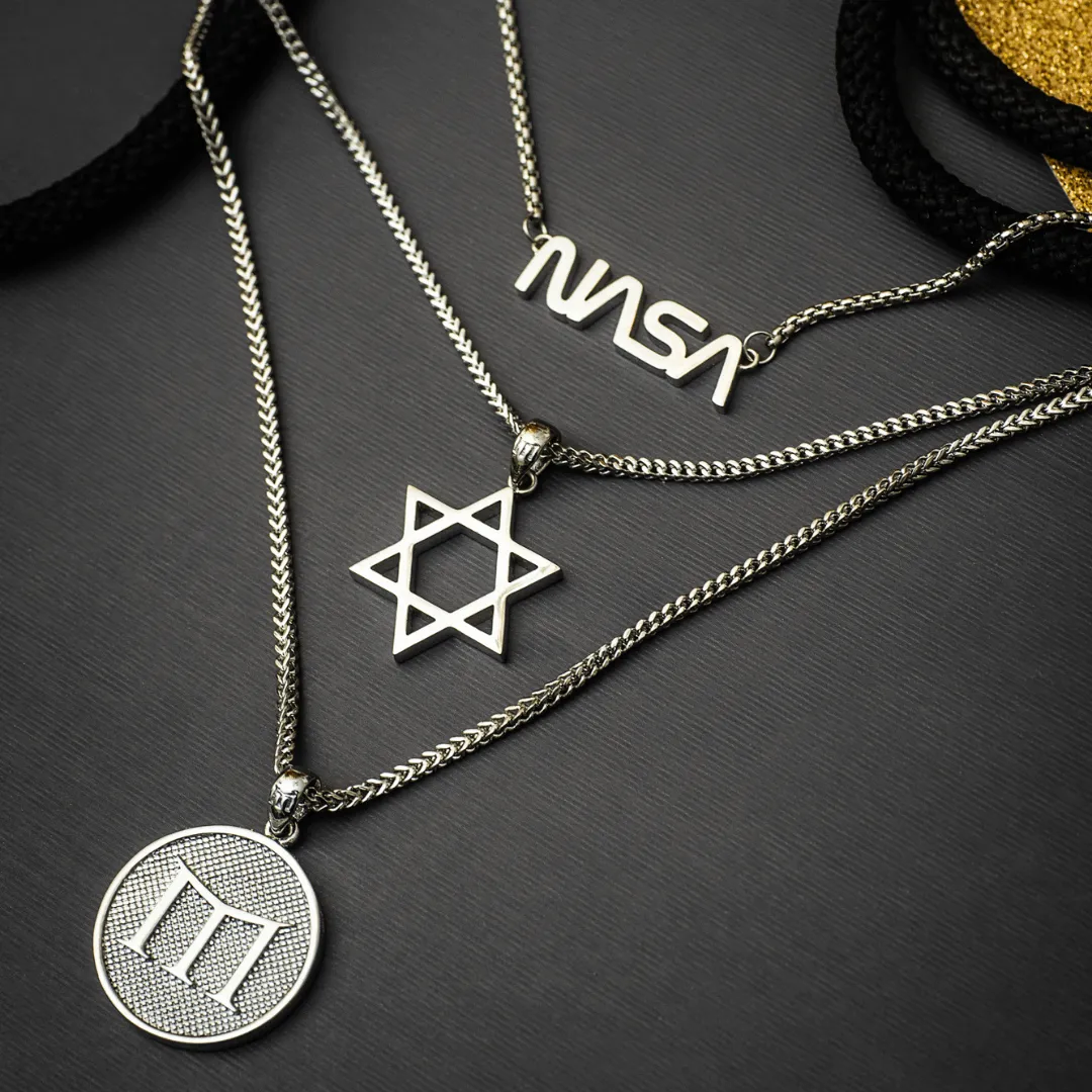 Star of David Pendant - White Gold