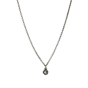 TRA-LA-RA SINGLE FLOWER GRECIA CHAIN NECKLACE