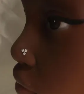 Triangle Three Gem Nose Stud Piercing