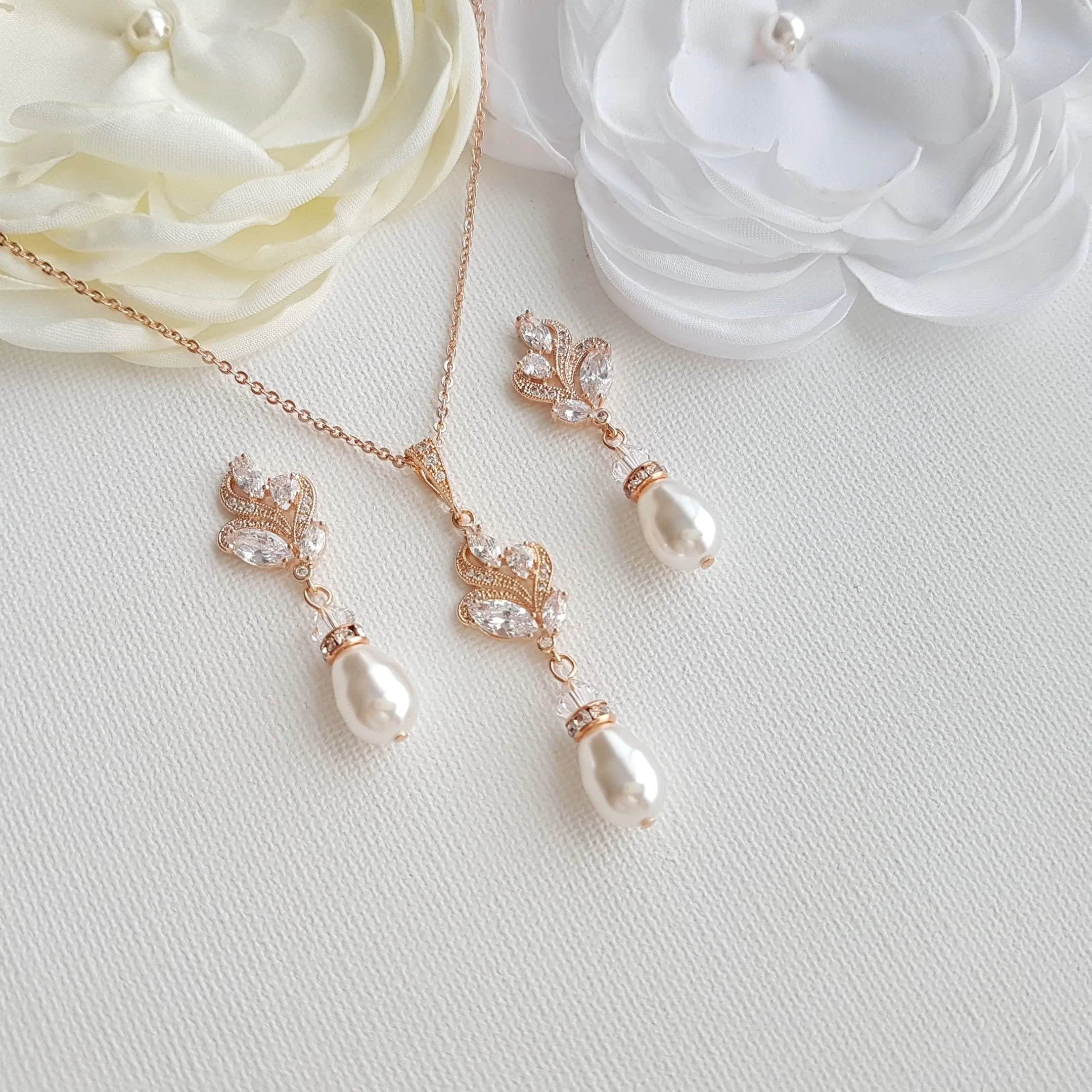 Vintage Style Pearl Jewelry Set for Brides in Rose Gold-Wavy