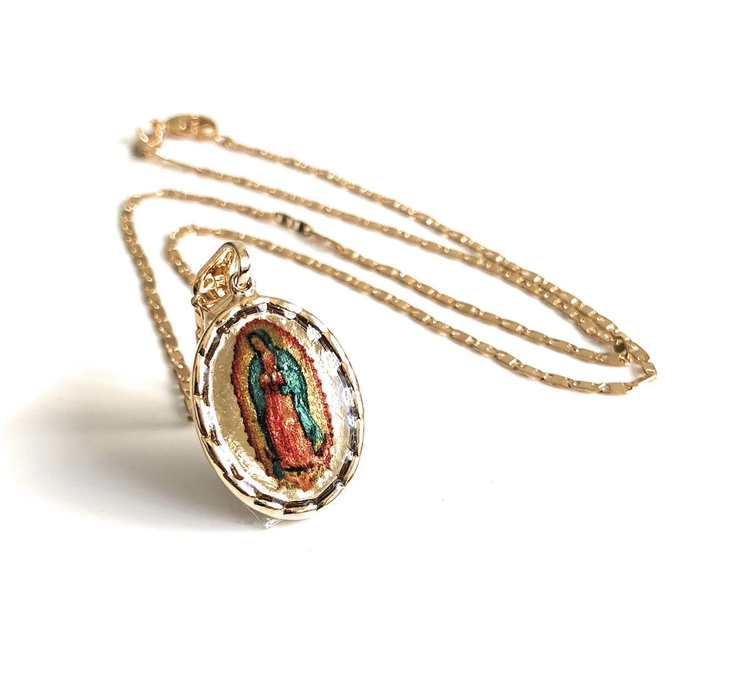 Virgen de Guadalupe Our Lady of Guadalupe Necklace, Our Lady Guadalupe Gold Oval Pendant, Gold Virgin Mary Pendant, Catholic Jewelry, Gifts