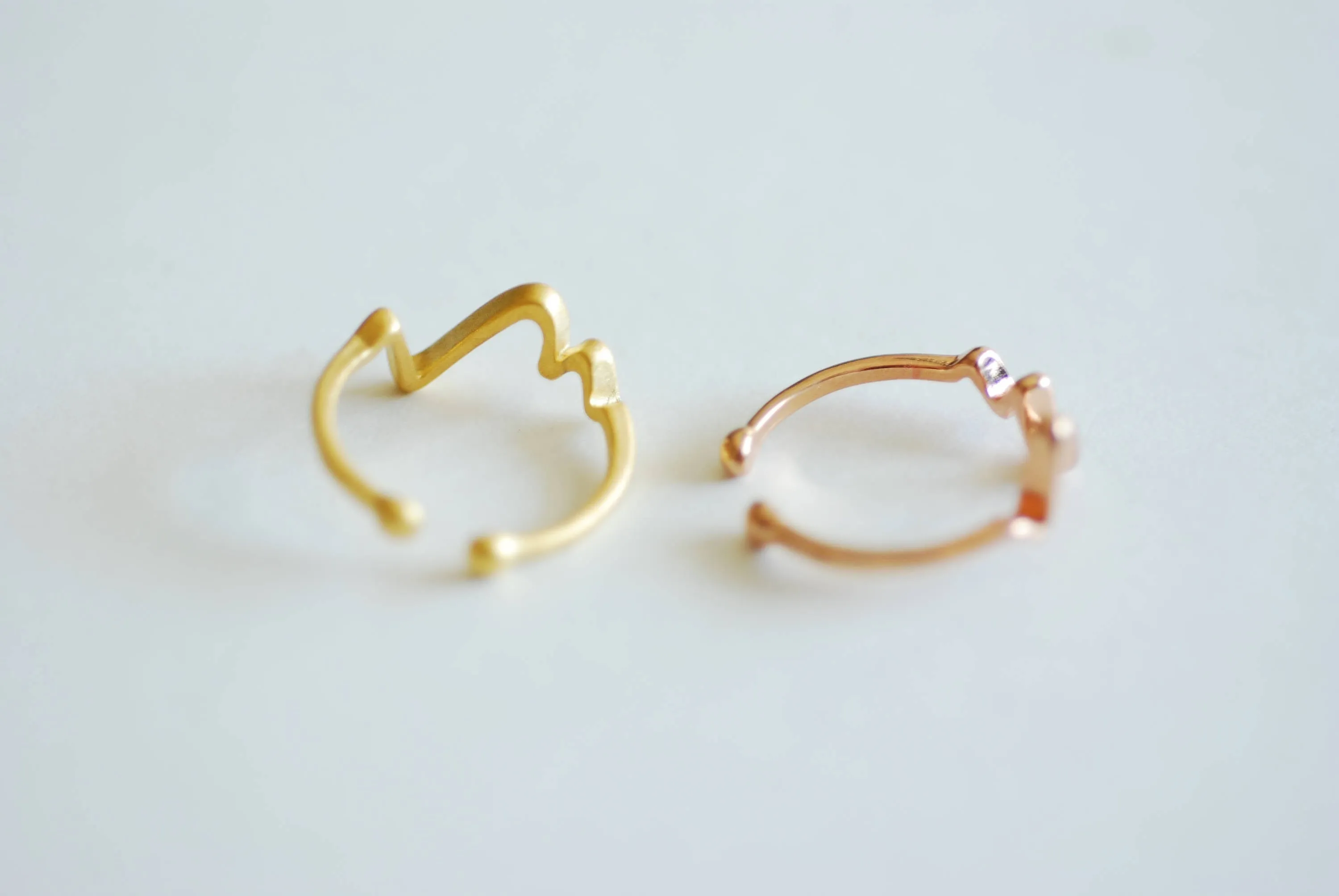 Wholesale Gold Heartbeat Ring, Sterling Silver, Gold, Rose Gold, Adjustable Heartbeat Ring, Minimalist Jewelry, Heart Rate Ring, Wave Ring, Wire Ring